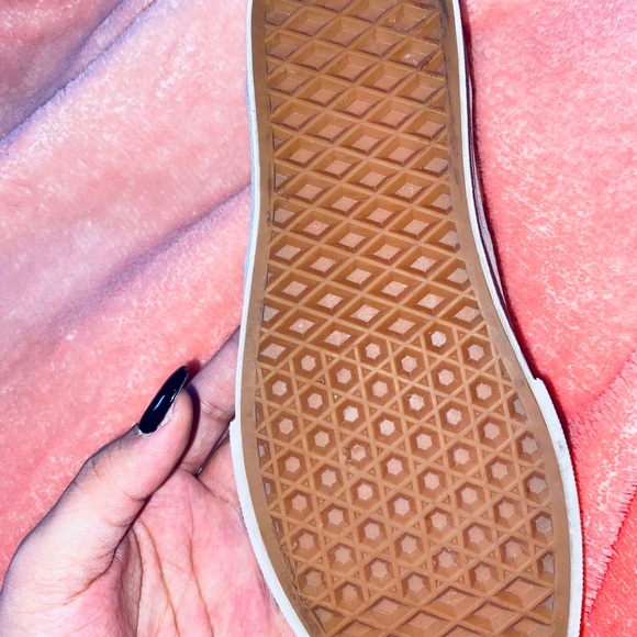 Floral Vans! - Picture 4 of 7